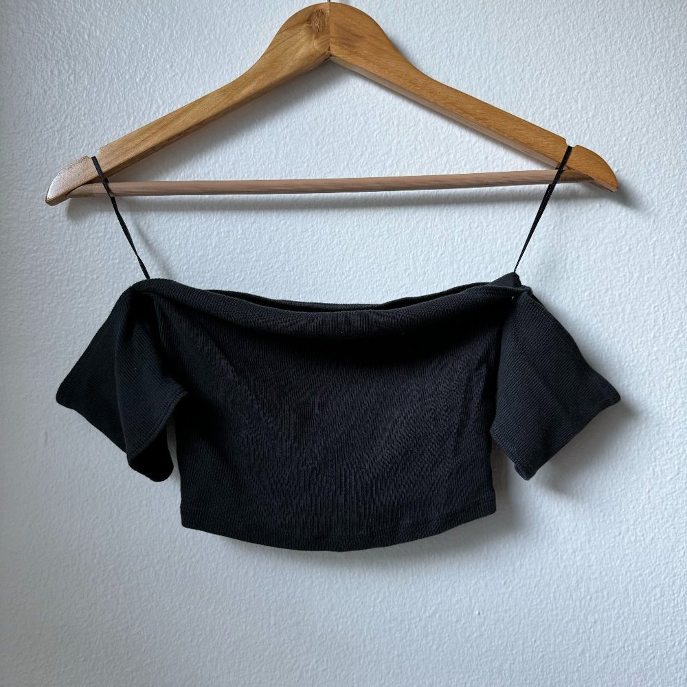 ABERCROMBIE & FITCH SOFT RIBBED OFF-THE-SHOULDER CROP TOP BLACK - S